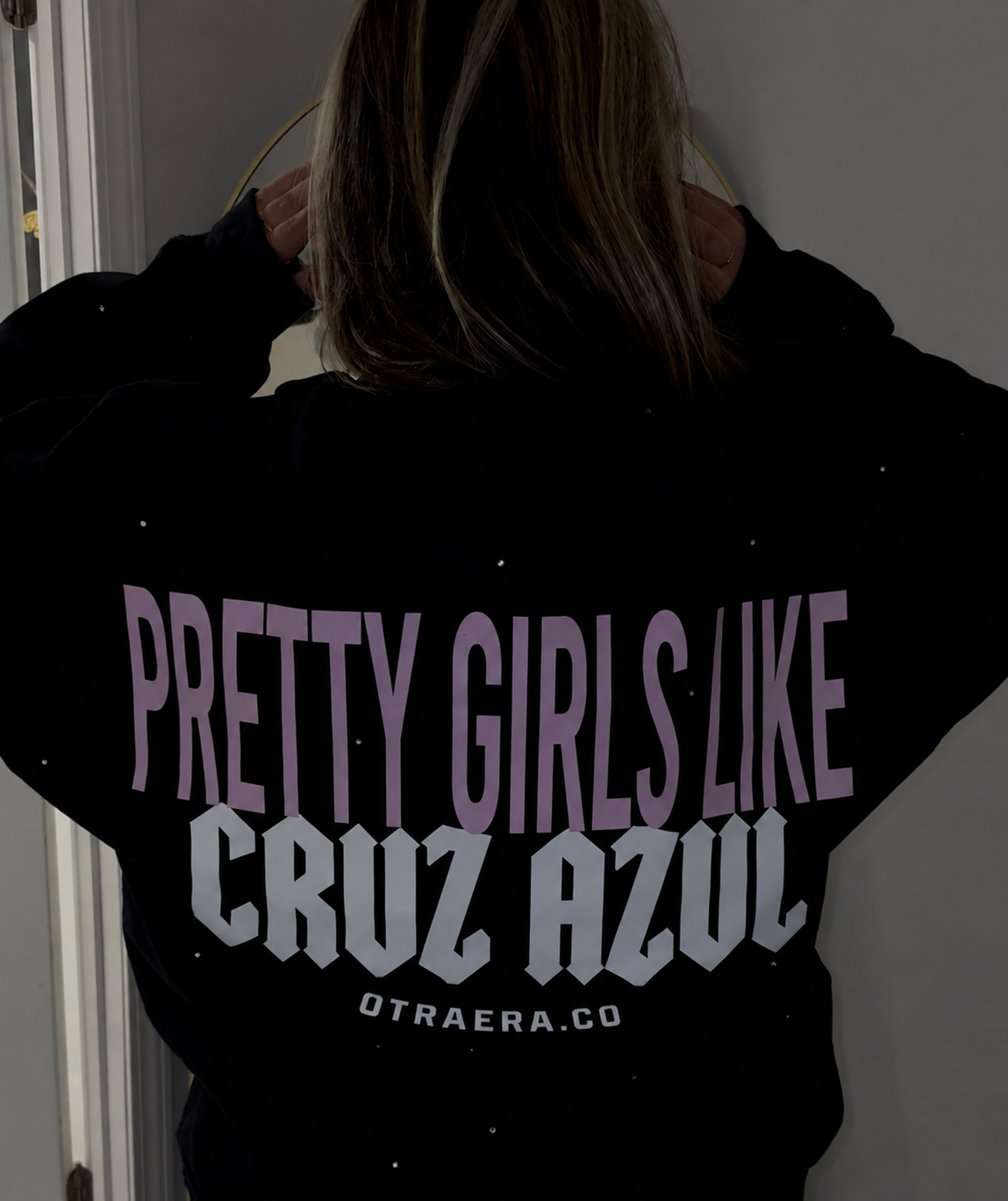Cruz Azul Pretty Girl Rhinestone Sweatshirt